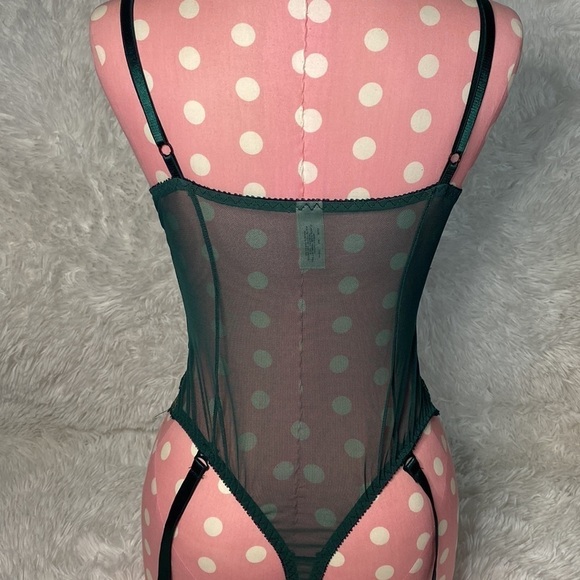 Vintage Victoria’s Secret forest green and gold velvet & mesh bodysuit - Picture 4 of 7